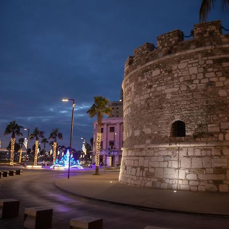 Super Apartment In The Ancient Roman Amphitheater Durrës Exteriör bild