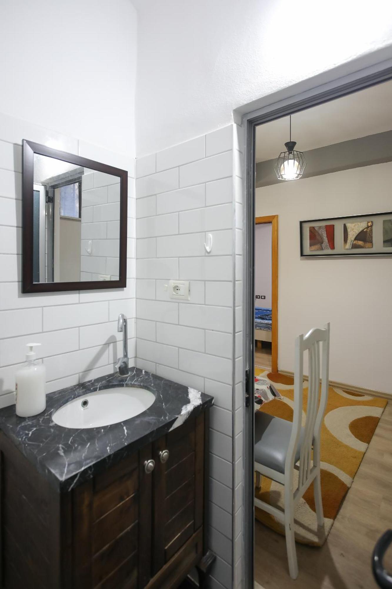 Super Apartment In The Ancient Roman Amphitheater Durrës Exteriör bild